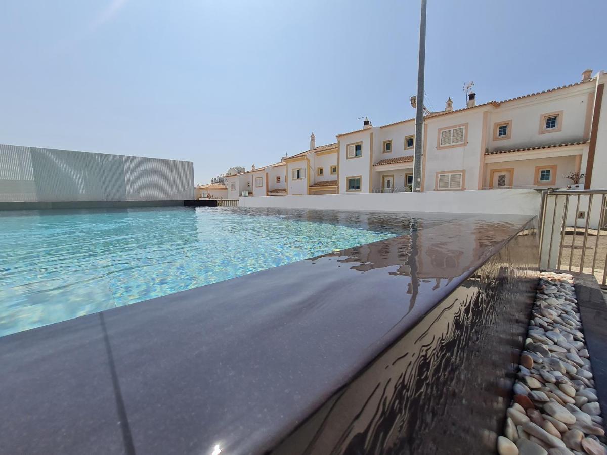 Hostel Supremo Armação de Pêra Kültér fotó