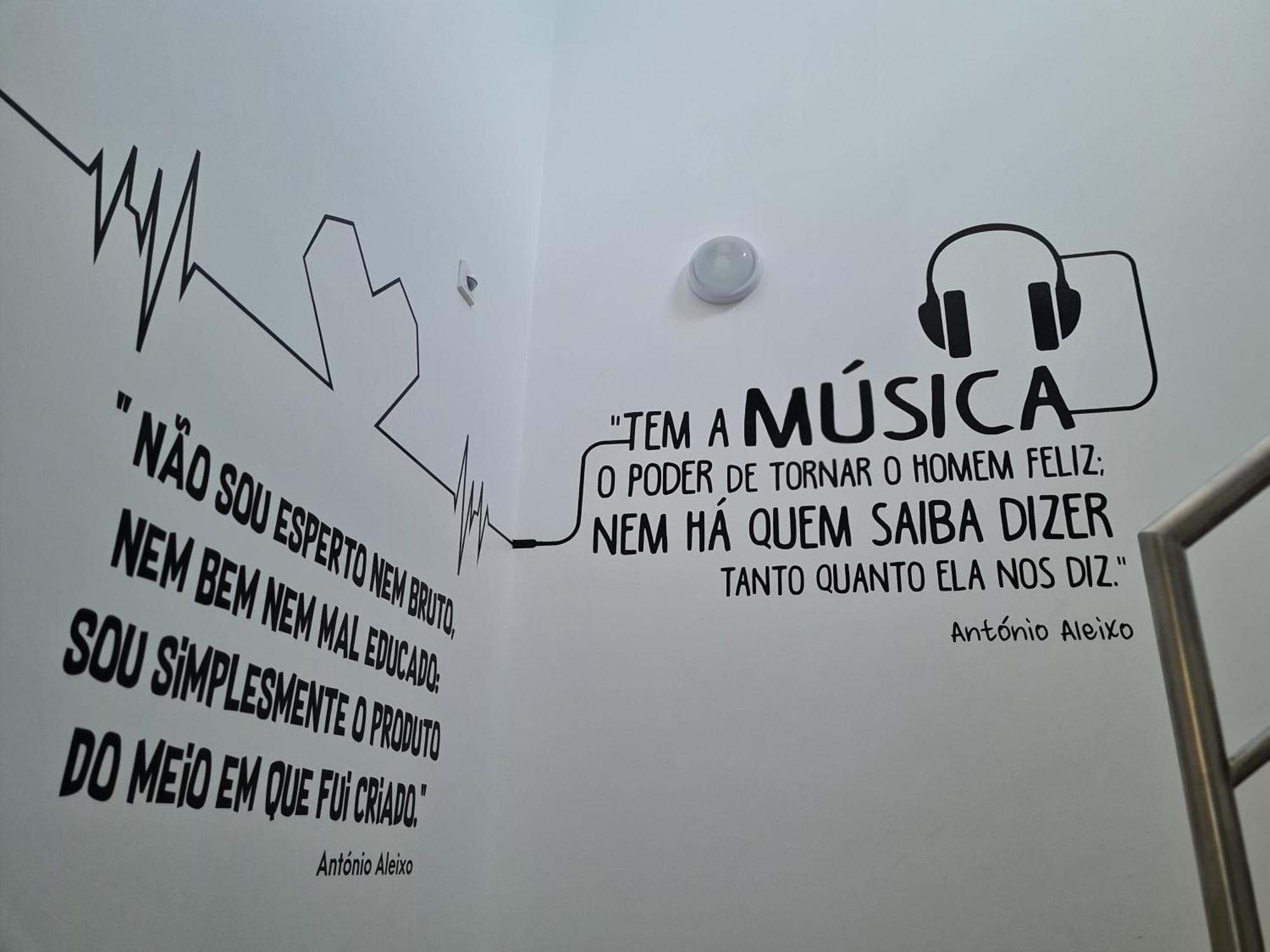 Hostel Supremo Armação de Pêra Kültér fotó